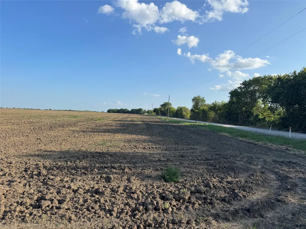 County 3060 Bonham, TX 75418