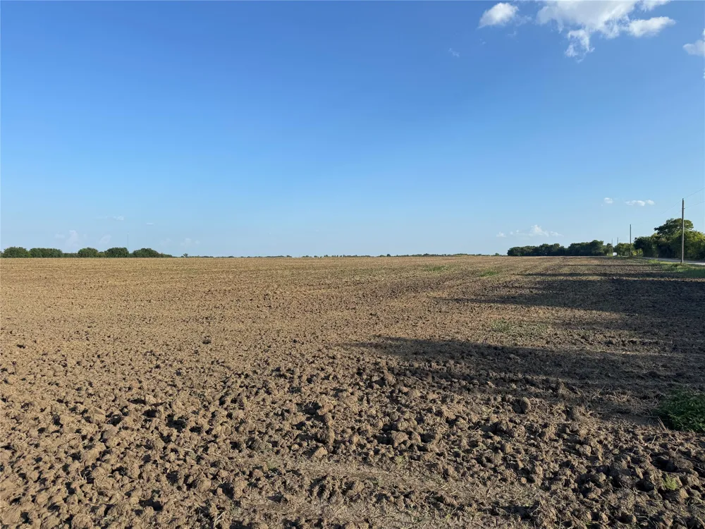 County 3060 Bonham, TX 75418