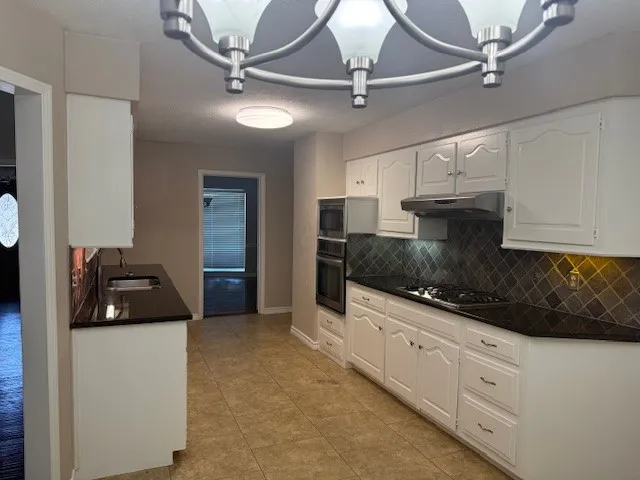 14922 Hillcrest Road Dallas, TX 75248