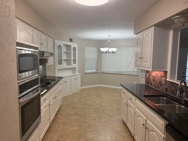 14922 Hillcrest Road Dallas, TX 75248