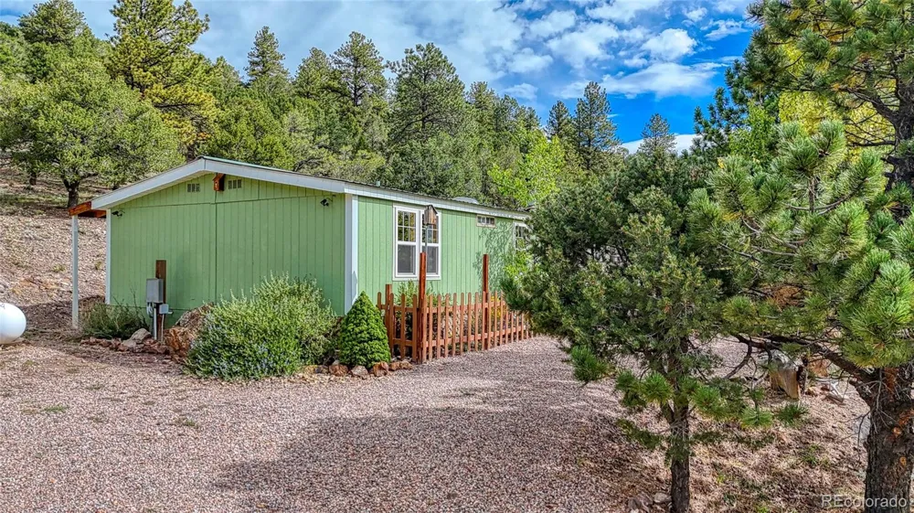 130 CO RD 329 Westcliffe, CO 81252