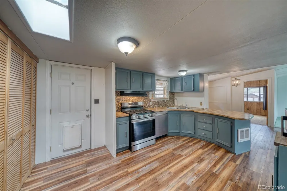 130 CO RD 329 Westcliffe, CO 81252