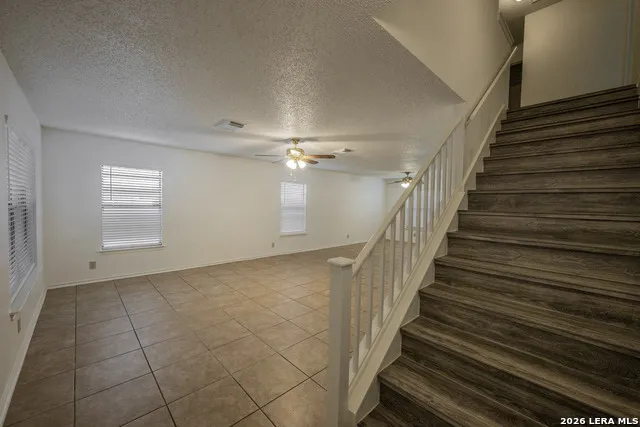 16009 HICKORY WELL DR San Antonio, TX 78247