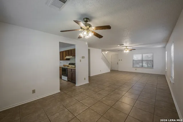 16009 HICKORY WELL DR San Antonio, TX 78247