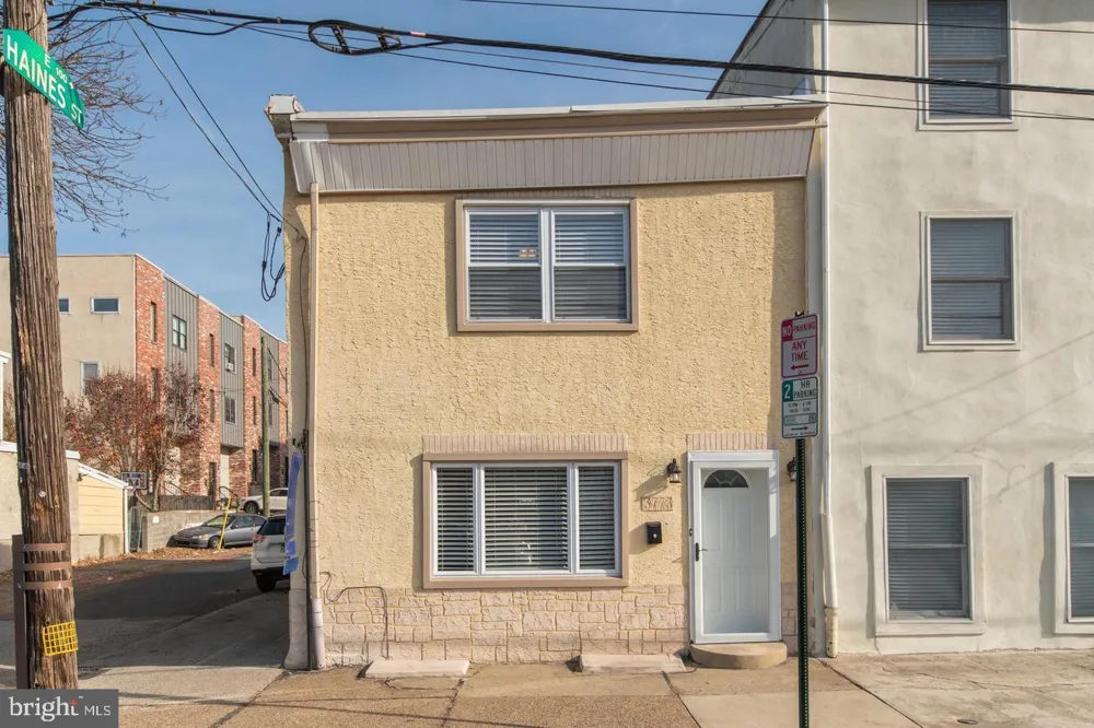 3773 CRESSON STREET Philadelphia, PA 19127