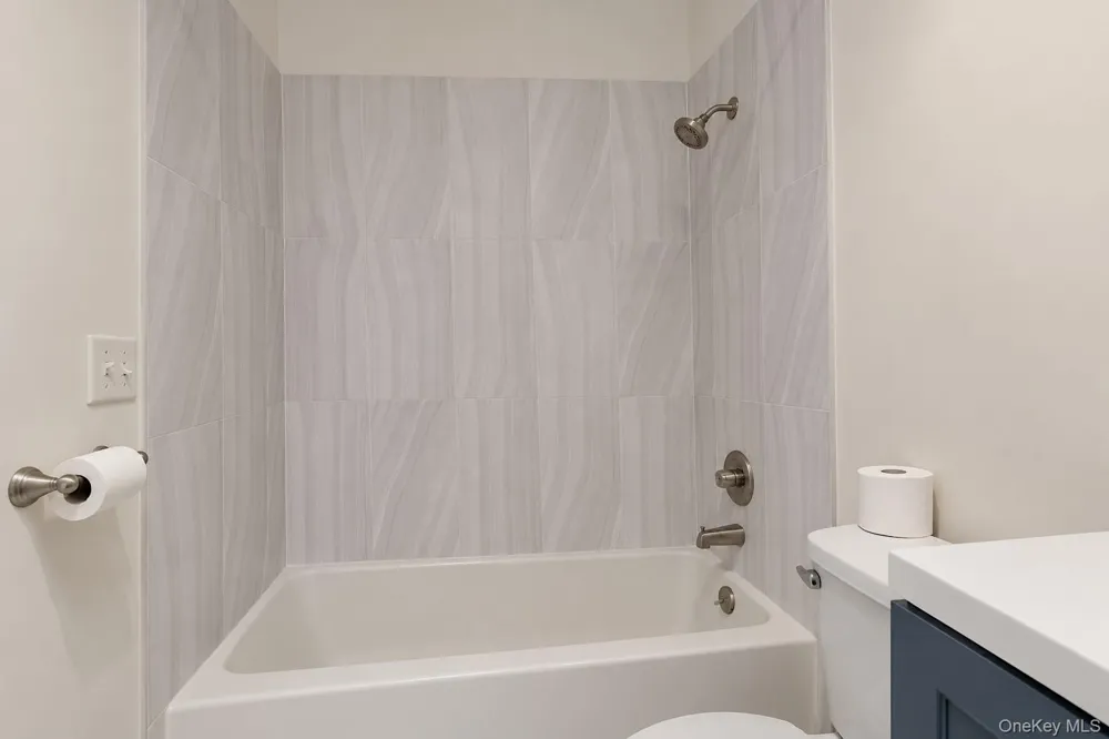 117 Sandpiper Lane #1B New Windsor, NY 12553