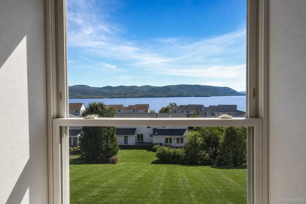 117 Sandpiper Lane #1B New Windsor, NY 12553
