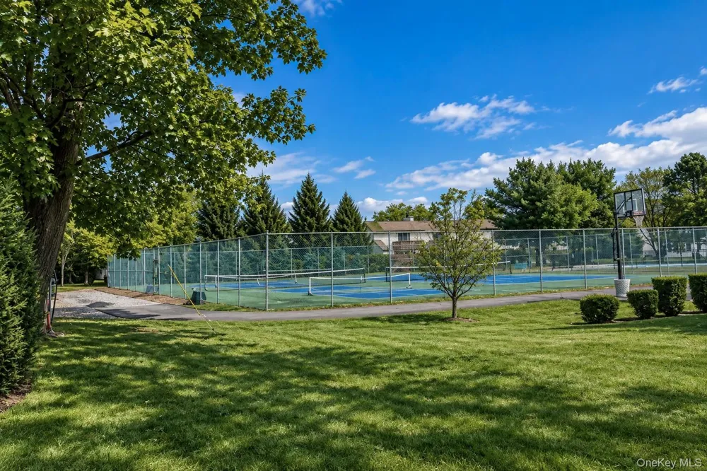 117 Sandpiper Lane #1B New Windsor, NY 12553