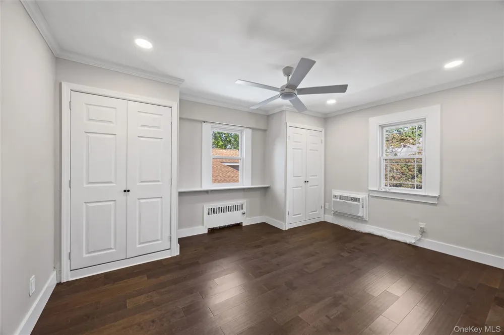 1900 Carleton Place Baldwin, NY 11510