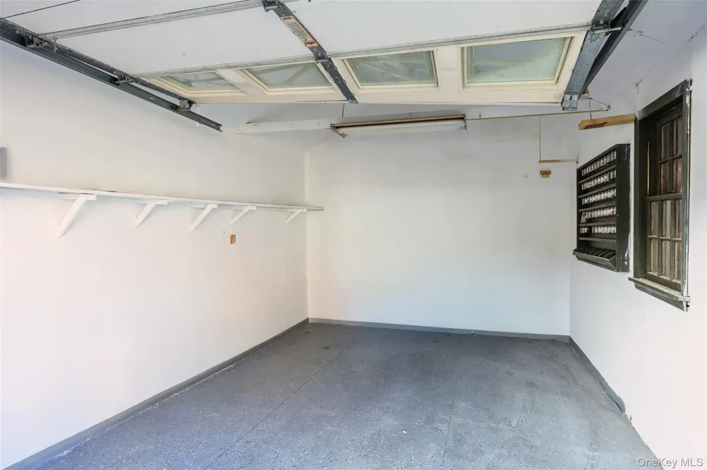 1900 Carleton Place Baldwin, NY 11510