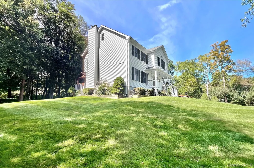 1168 Craigville Road Chester, NY 10918
