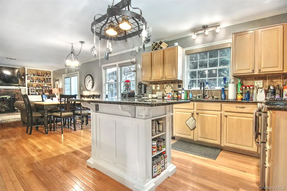 1168 Craigville Road Chester, NY 10918