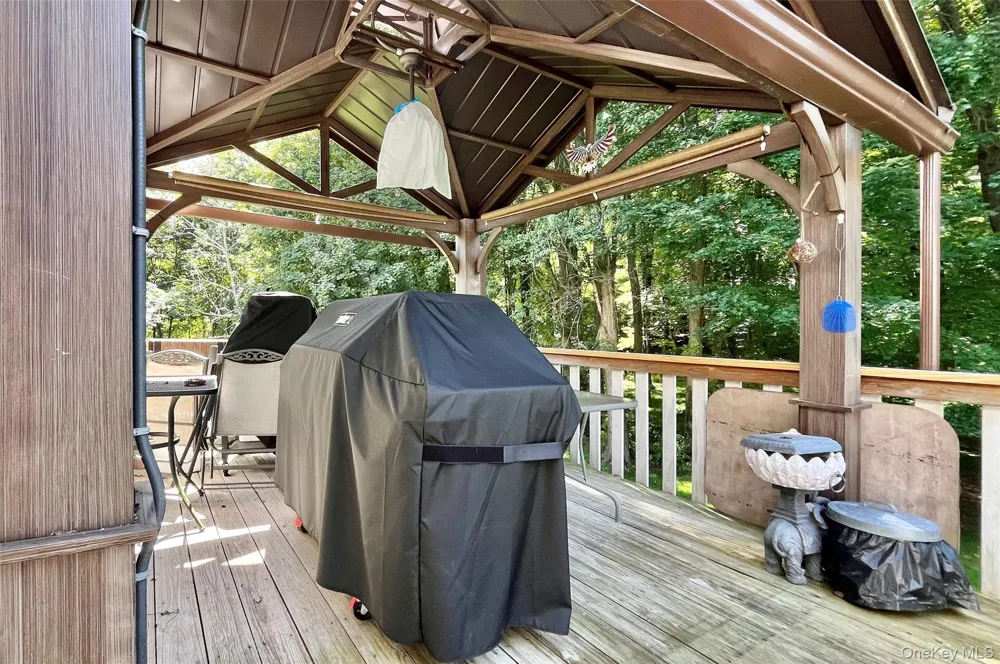 1168 Craigville Road Chester, NY 10918