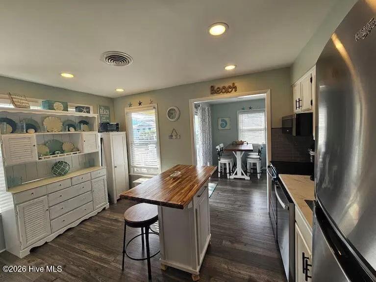 191 E First Street ## 1 Ocean Isle Beach, NC 28469