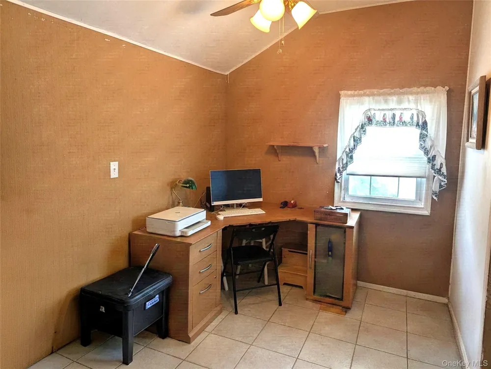 3287 Radio Drive Bronx, NY 10465