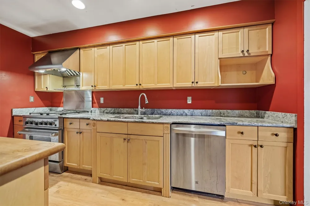 20 Amy Todt Drive Monroe, NY 10950