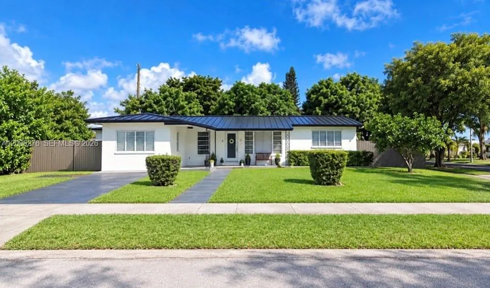 10305 SW 149th Ter #single Miami, FL 33176