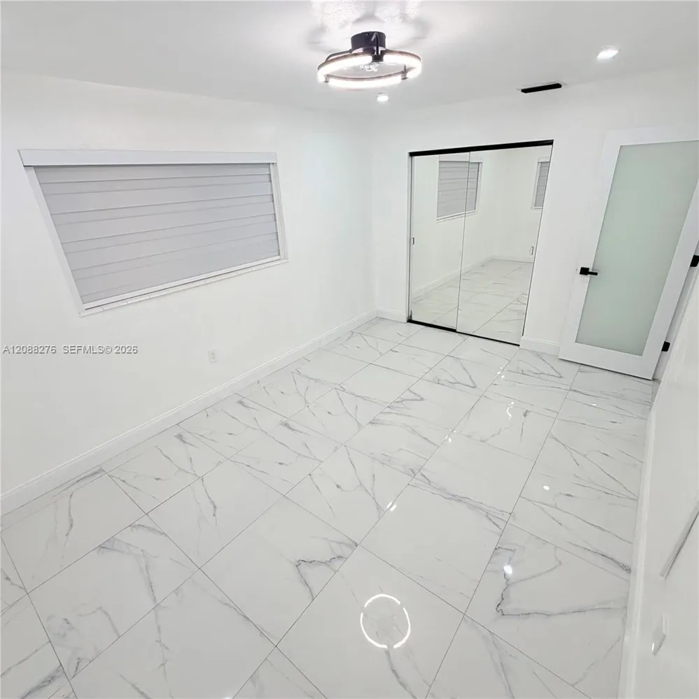 10305 SW 149th Ter #single Miami, FL 33176