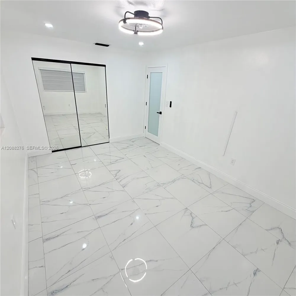 10305 SW 149th Ter #single Miami, FL 33176
