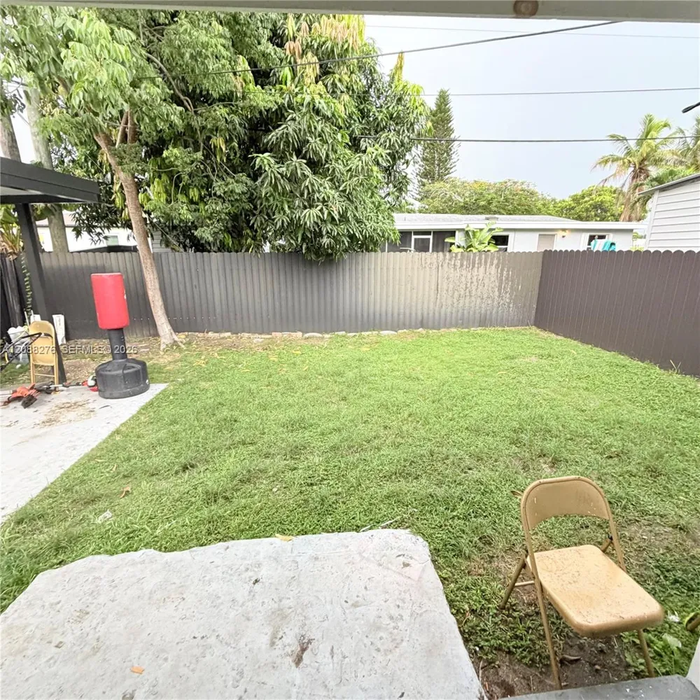 10305 SW 149th Ter #single Miami, FL 33176