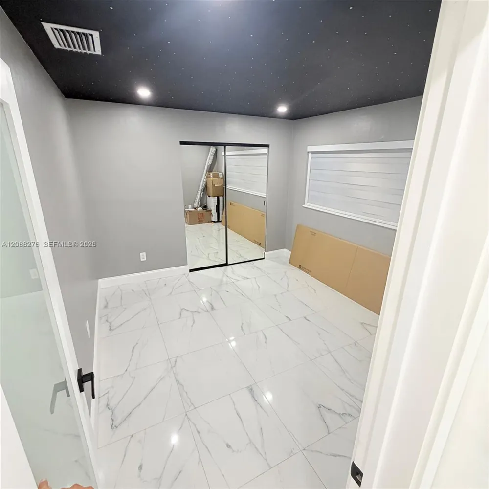 10305 SW 149th Ter #single Miami, FL 33176