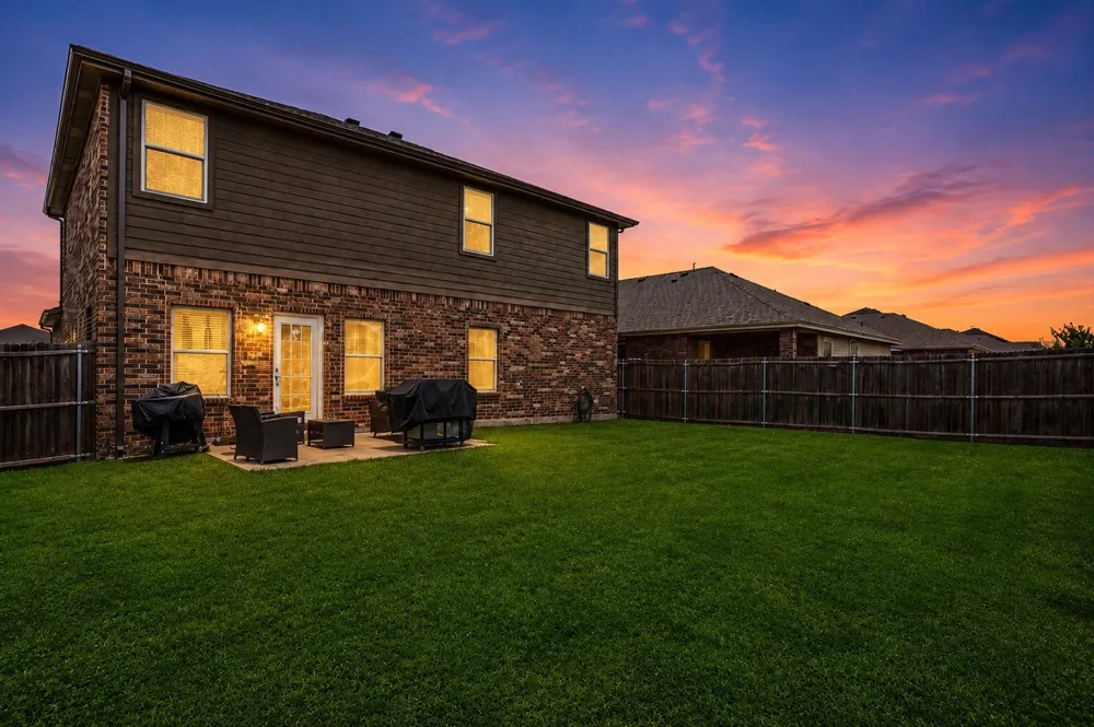 907 Amber Street Princeton, TX 75407
