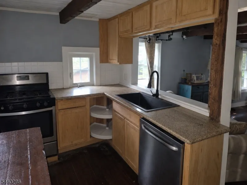 117 Lilac Drive Clinton, NJ 08801
