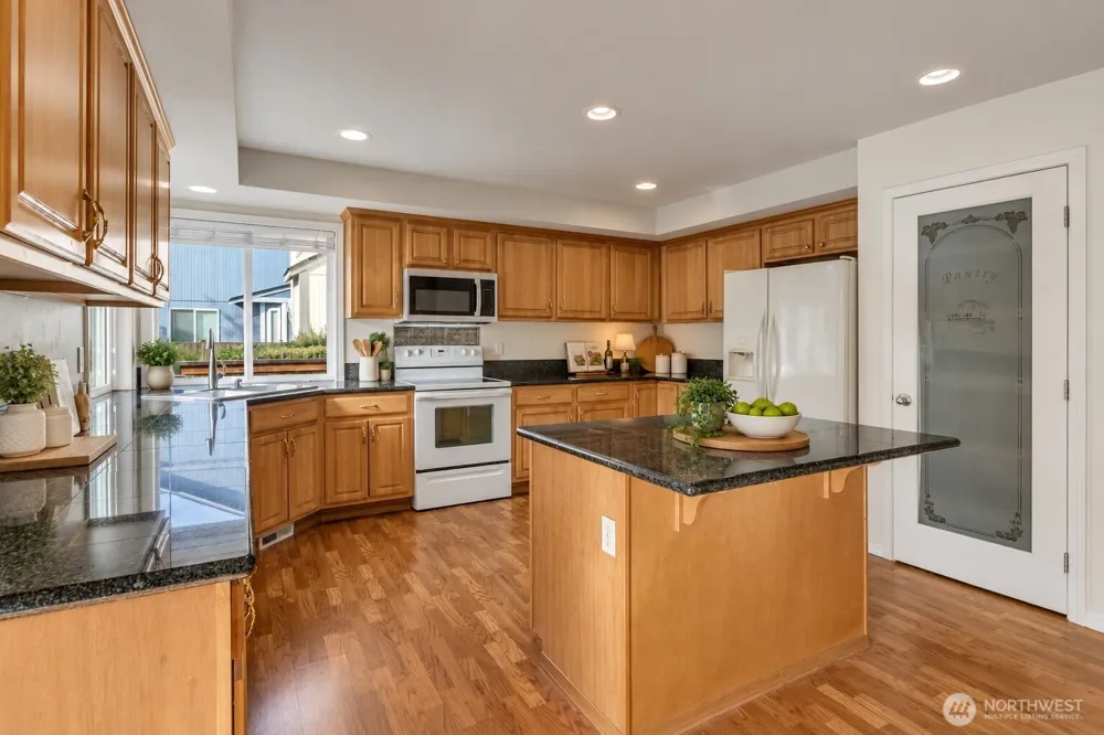 17816 25th Avenue E Tacoma, WA 98445