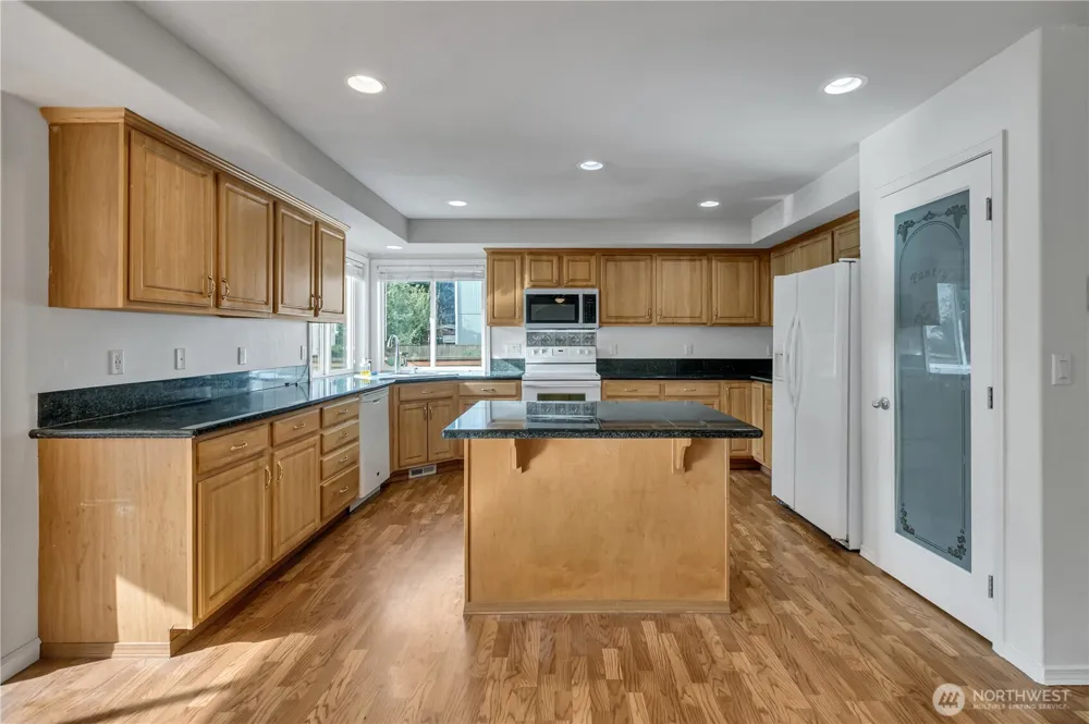 17816 25th Avenue E Tacoma, WA 98445