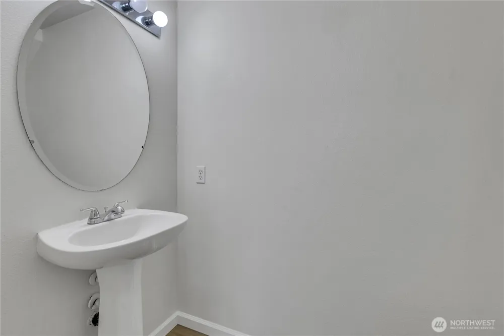 17816 25th Avenue E Tacoma, WA 98445