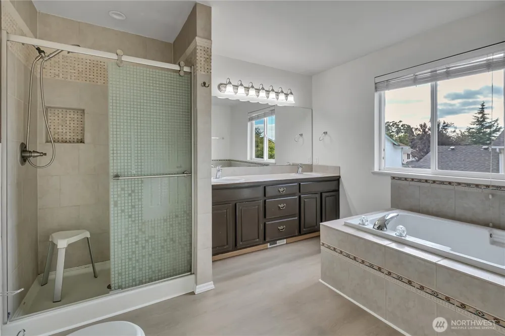 17816 25th Avenue E Tacoma, WA 98445