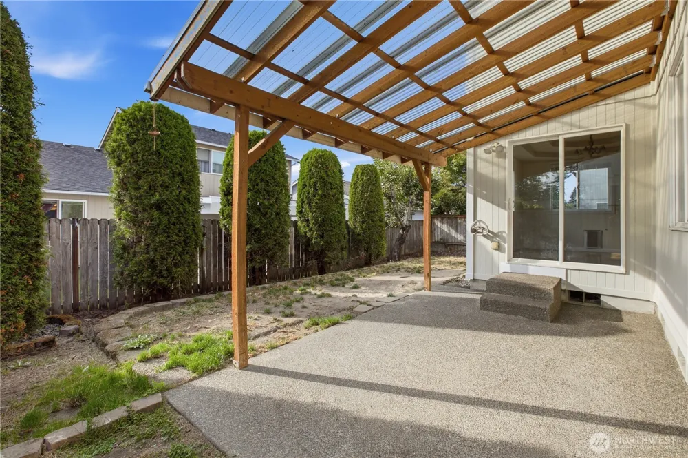 17816 25th Avenue E Tacoma, WA 98445