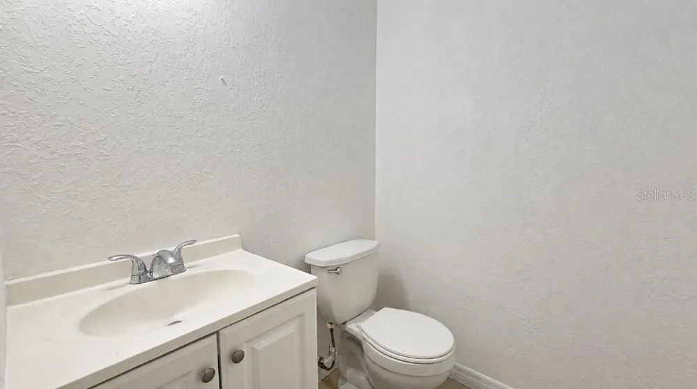 2102 ORANGE BLOSSOM AVENUE Sebring, FL 33870