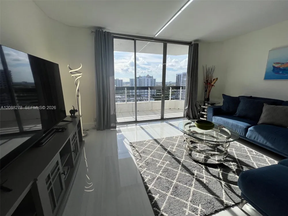 3530 Mystic Pointe Dr #1903 Aventura, FL 33180