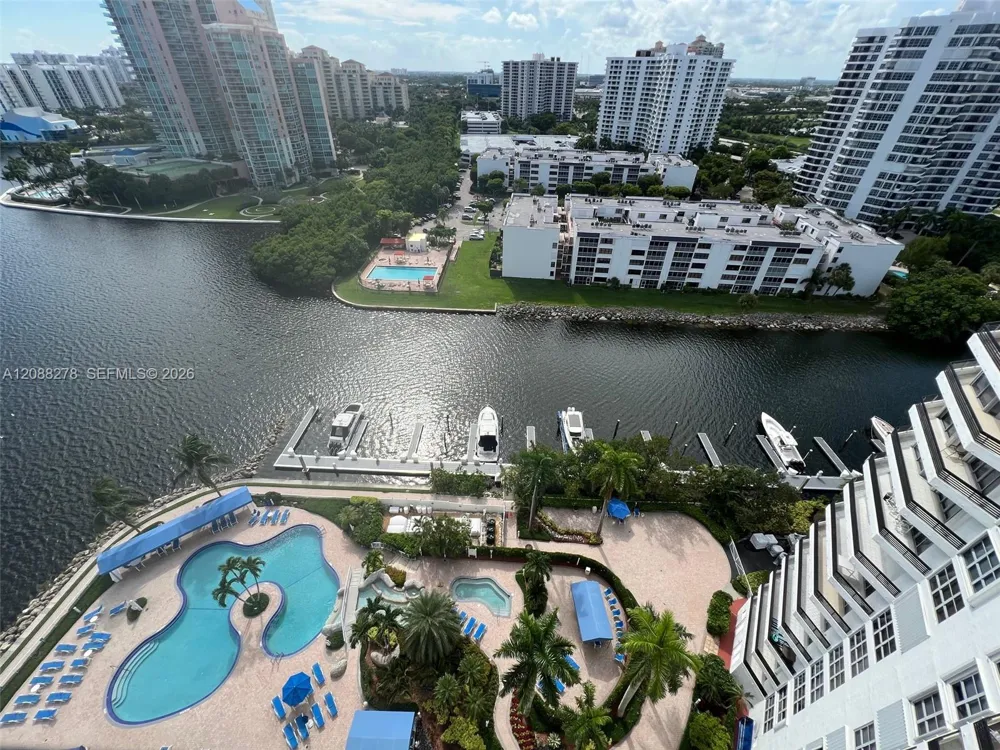 3530 Mystic Pointe Dr #1903 Aventura, FL 33180