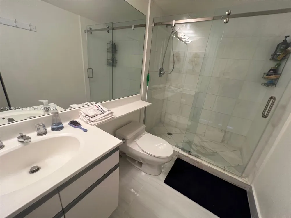 3530 Mystic Pointe Dr #1903 Aventura, FL 33180