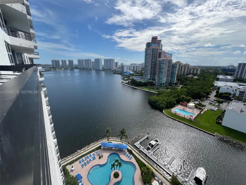 3530 Mystic Pointe Dr #1903 Aventura, FL 33180