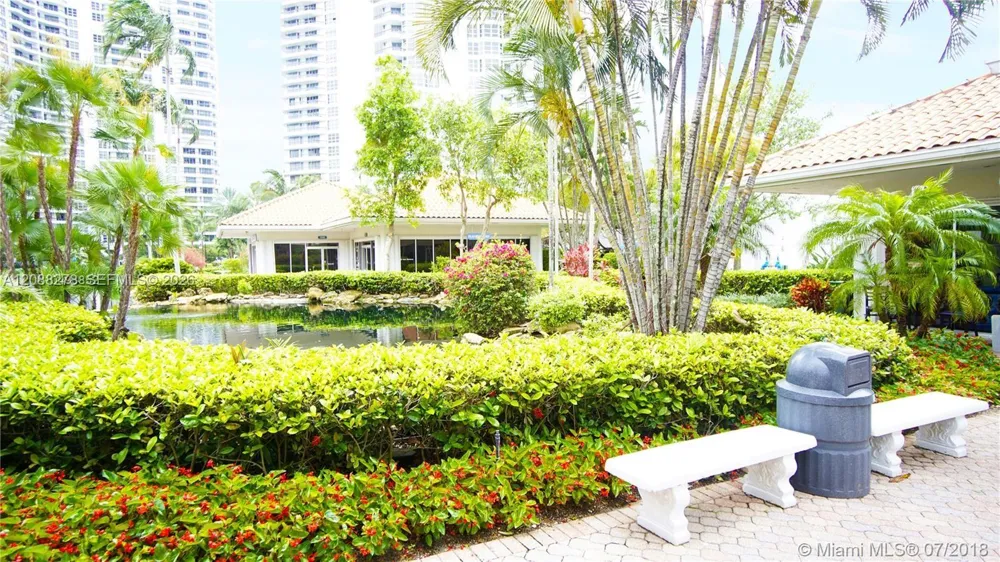 3530 Mystic Pointe Dr #1903 Aventura, FL 33180