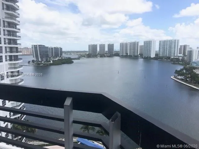 3530 Mystic Pointe Dr #1903 Aventura, FL 33180