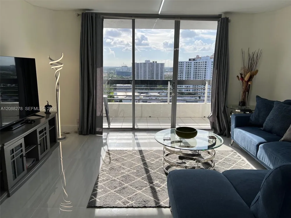 3530 Mystic Pointe Dr #1903 Aventura, FL 33180
