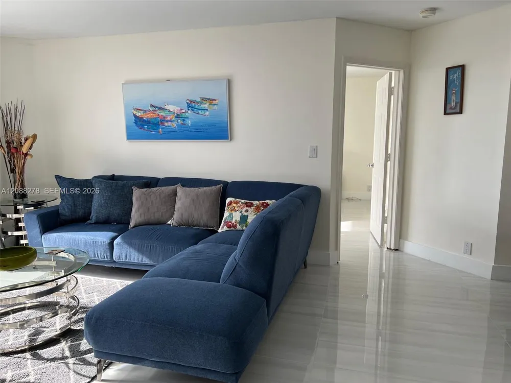 3530 Mystic Pointe Dr #1903 Aventura, FL 33180