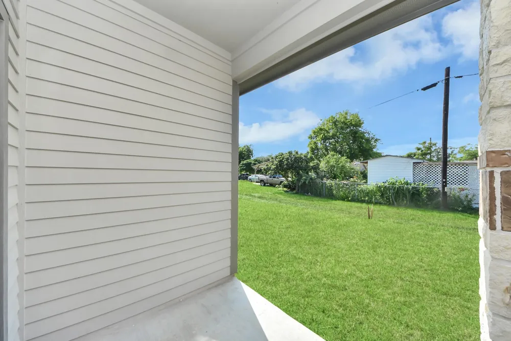 604 Miriam Street Baytown, TX 77520