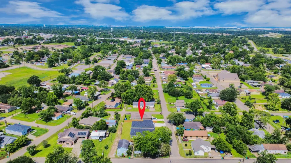 604 Miriam Street Baytown, TX 77520