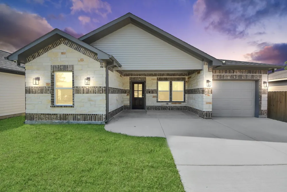604 Miriam Street Baytown, TX 77520