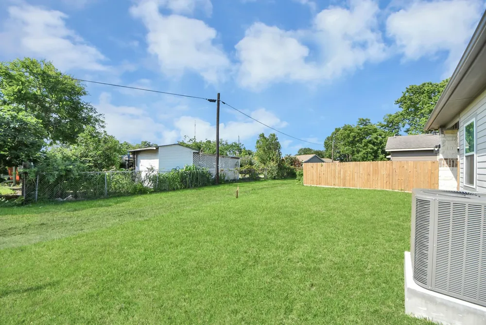 604 Miriam Street Baytown, TX 77520