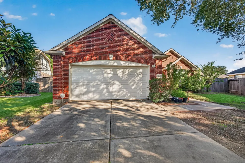 14806 Fletcher Bridge Court Sugar Land, TX 77498