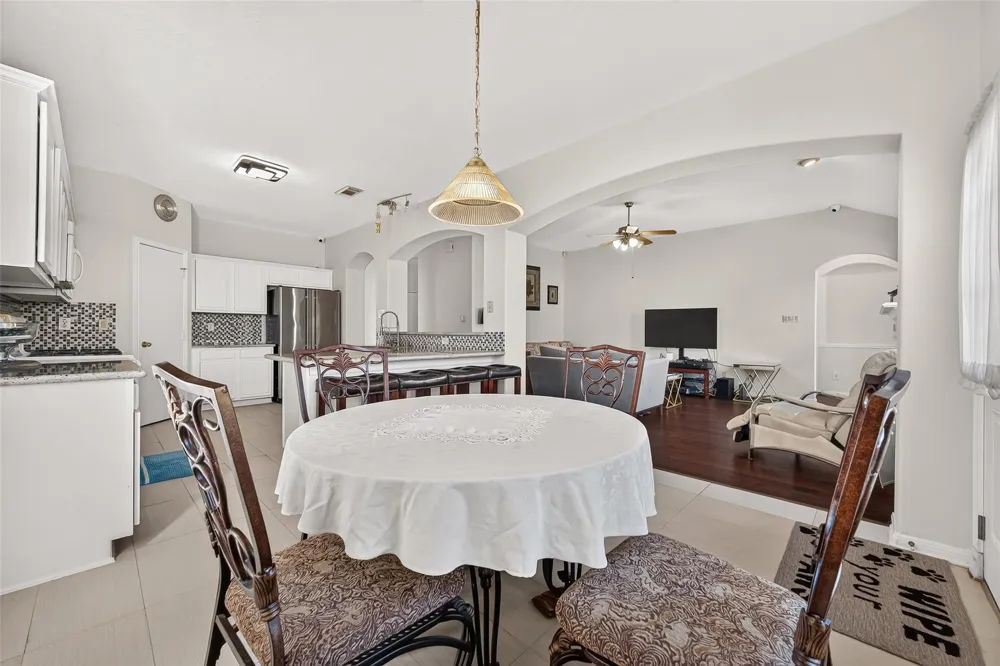 14806 Fletcher Bridge Court Sugar Land, TX 77498
