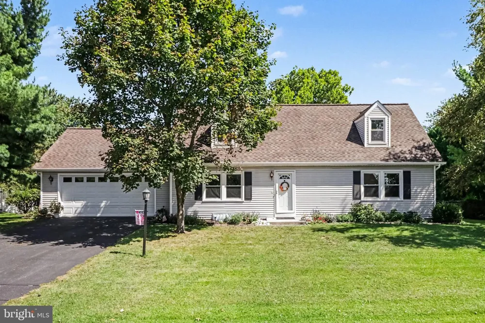 37 GOLDENROD DRIVE Carlisle, PA 17015