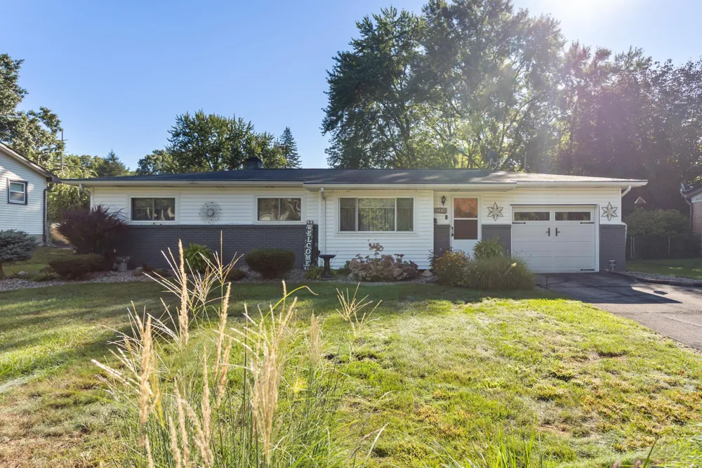 339 Minges Road S Battle Creek City, MI 49015