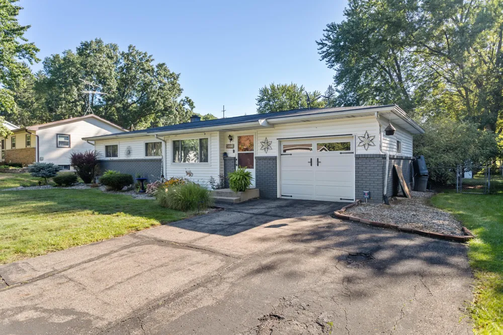 339 Minges Road S Battle Creek City, MI 49015